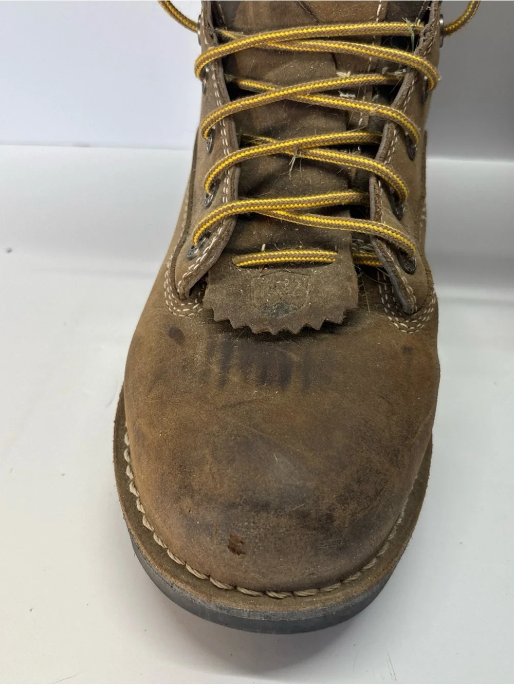Danner Gritstone men’s 8” size 9 Brown Suede Work Boot with Vibram ASTM F2892-11